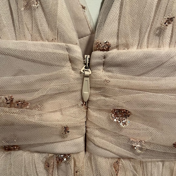 Soieblu gown size large (8/10). Pale pink with gold glitter flowers and hearts - Picture 10 of 10